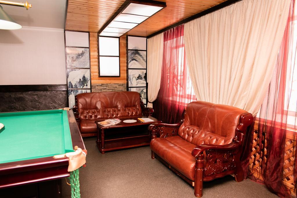 Galirad Hotel Ust-Kamenogorsk Phòng bức ảnh