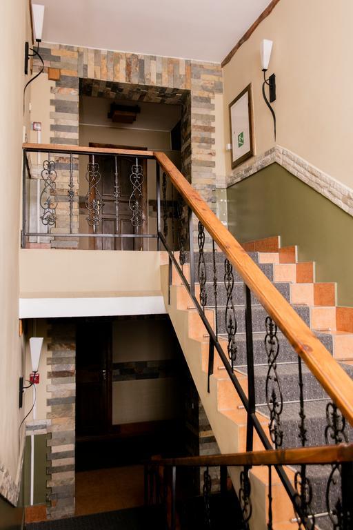 Galirad Hotel Ust-Kamenogorsk Ngoại thất bức ảnh